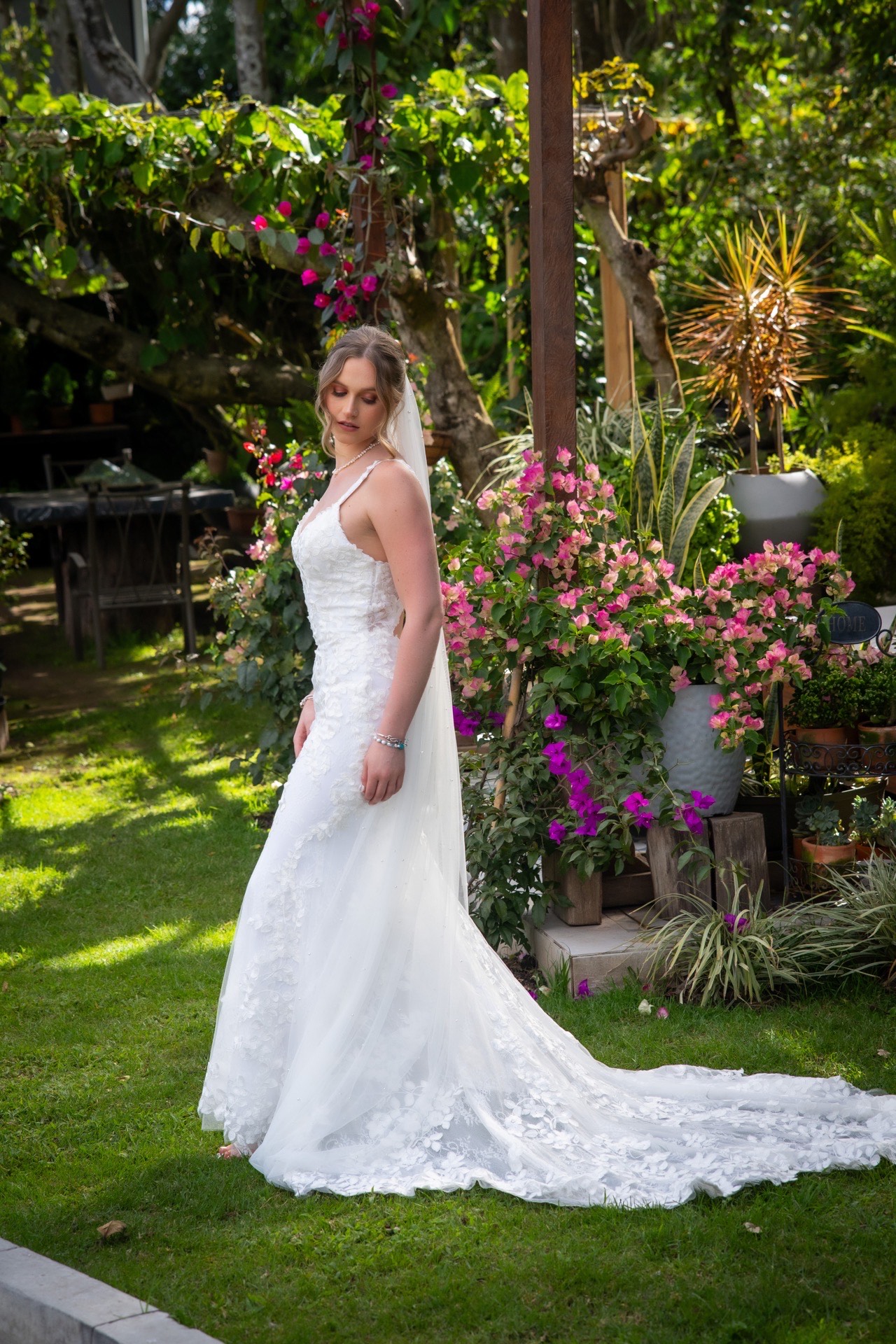 Novia en los jardines de Villa Pietra
