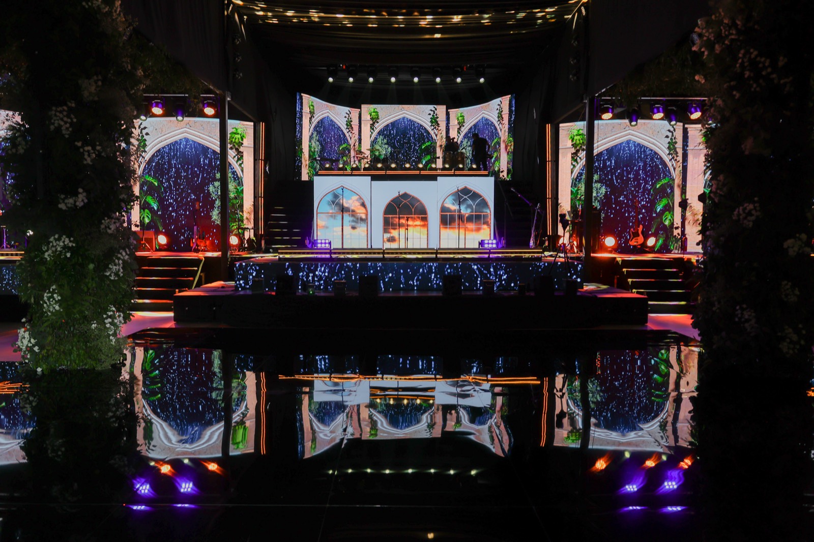 Escenario de la fiesta antes del show