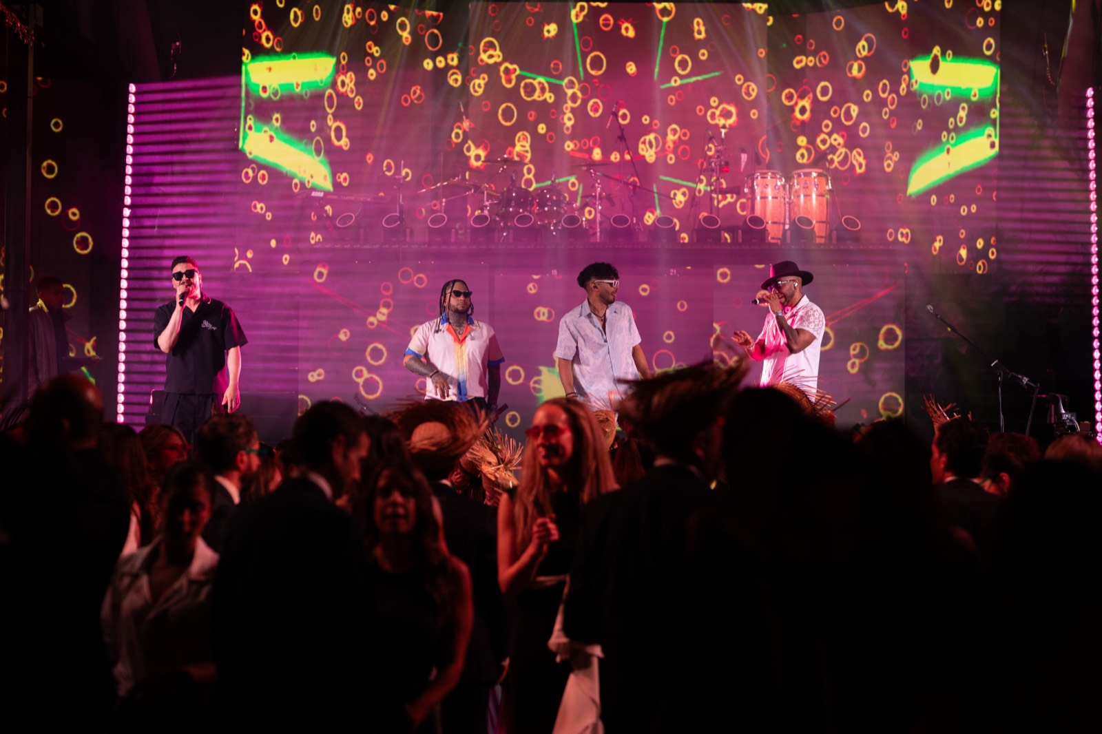 Banda tocando en la celebración de boda